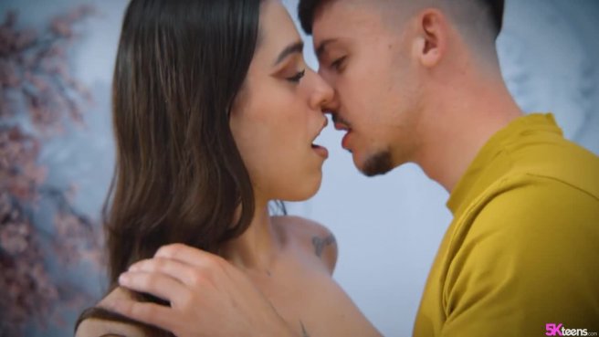 Удовлетворение для жгучей красавицы prew 2