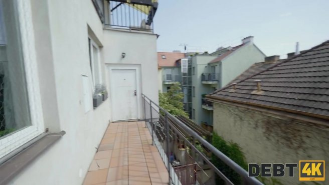 Идеальное соблазнение соседки по квартире prew 1